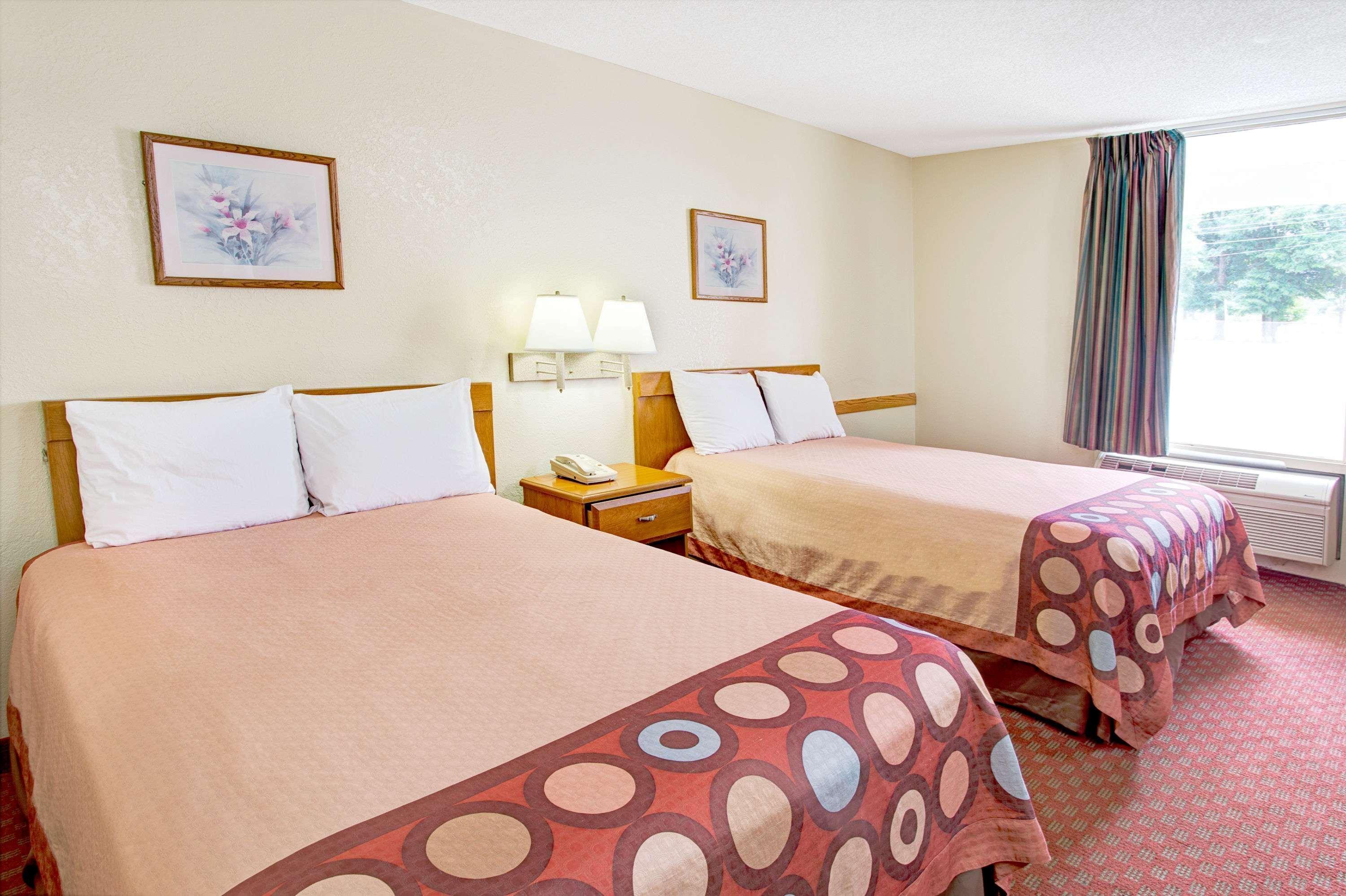 Super 8 By Wyndham Walterboro Hotell Eksteriør bilde